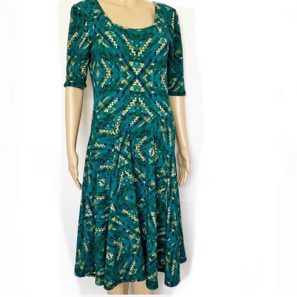 LuLaRoe Dresses & Skirts - LuLaRoe Nicole teal patterned dress! Sz.L